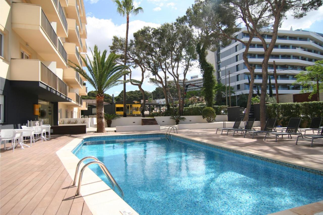 Cabot Tres Torres Apartamentos Playa de Palma  Exterior photo