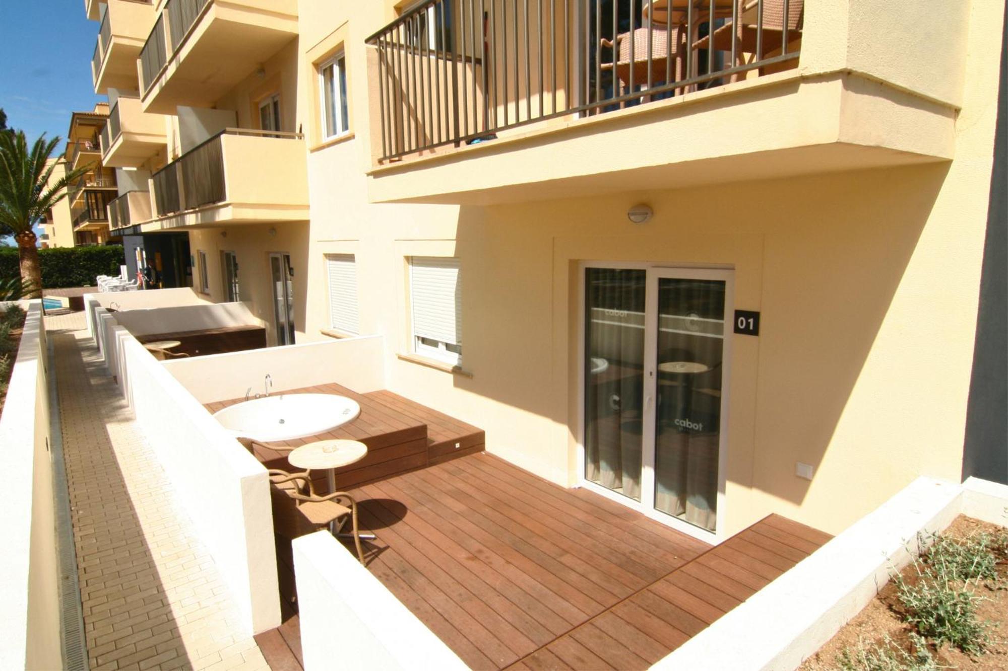 Cabot Tres Torres Apartamentos Playa de Palma  Exterior photo